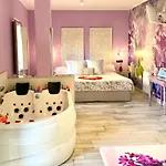 Akla Con Jacuzzi Santillana 3*