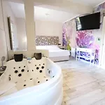 호텔 Akla Con Jacuzzi Santillana