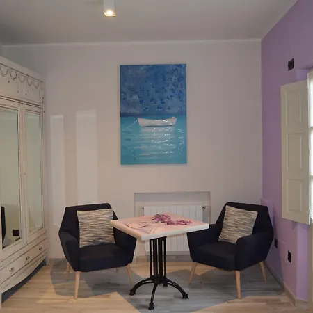 Akla Con Jacuzzi Santillana Santillana del Mar