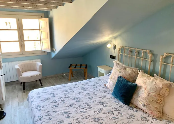 Akla Con Jacuzzi Santillana Сантильяна-дель-Мар