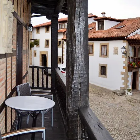 Akla Con Jacuzzi Santillana 3*