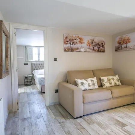 酒店 Akla Con Jacuzzi Santillana 3*