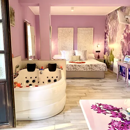 酒店 Akla Con Jacuzzi Santillana 3*