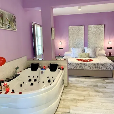 Akla Con Jacuzzi Santillana 3*