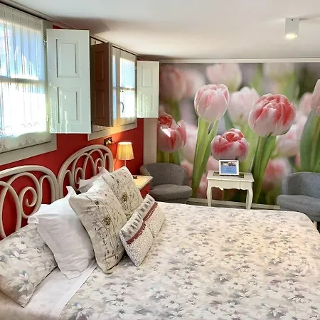 Akla Con Jacuzzi Santillana 桑提亚纳德玛