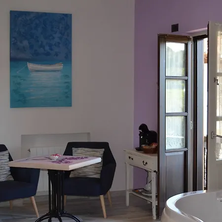 Akla Con Jacuzzi Santillana