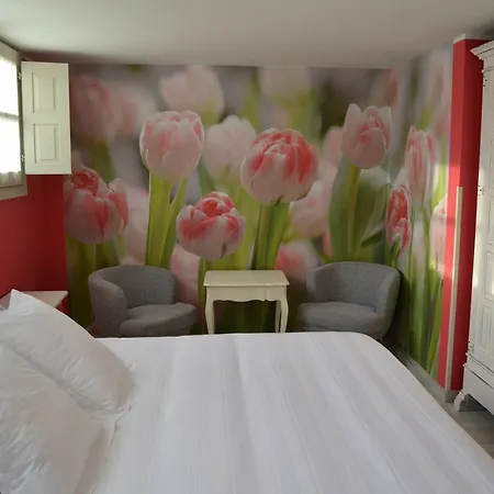 Akla Con Jacuzzi Santillana