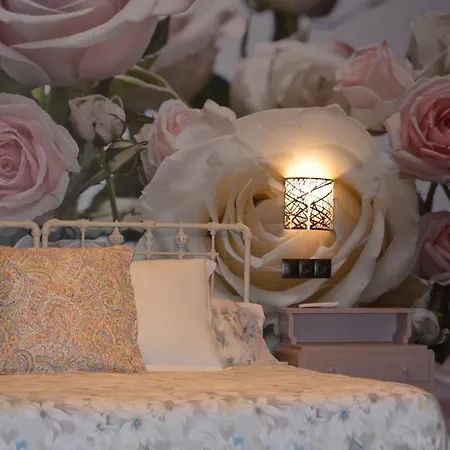 Akla Con Jacuzzi Santillana 酒店 3*