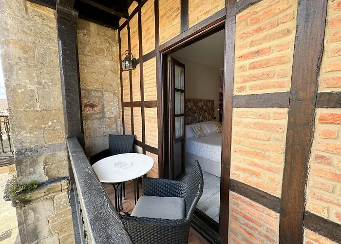 Akla Con Jacuzzi Santillana 3*